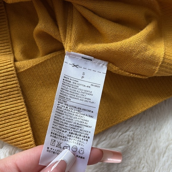 Banana Republic Jewel Button Cardigan – Size S | Honey Hue | | 80% Cotton - Picture 5 of 6